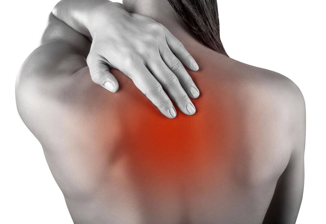 Douleur avec ostéochondrose cervicale.
